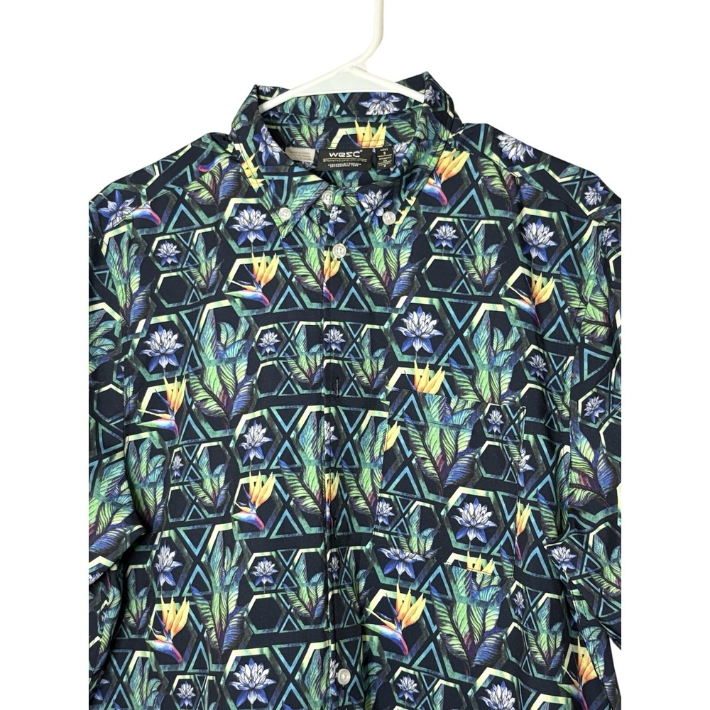 WESC Hawaiian Shirt Mens S Women M Oden Black Floral Geometric Vacation Beach - Picture 3 of 7